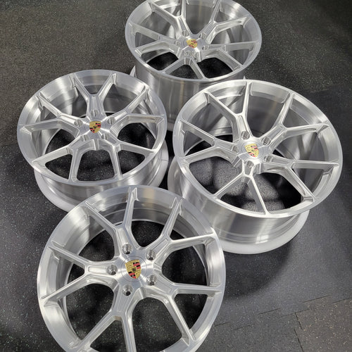 AWC 992 GT3 - 5 bolt