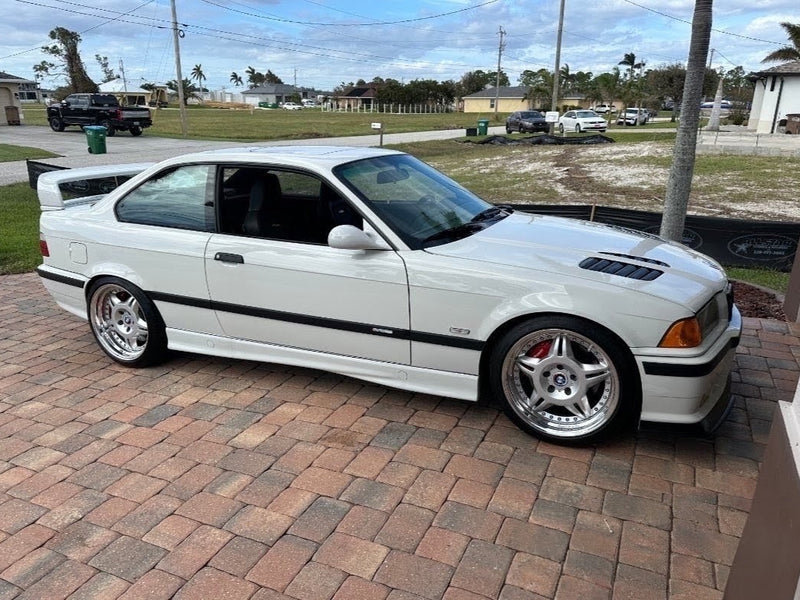 Porsche 964 + BMW M3 fitted with AWC wheels