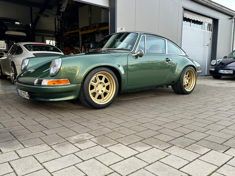 Backdate 911 and 964 fitted with AWC wheels